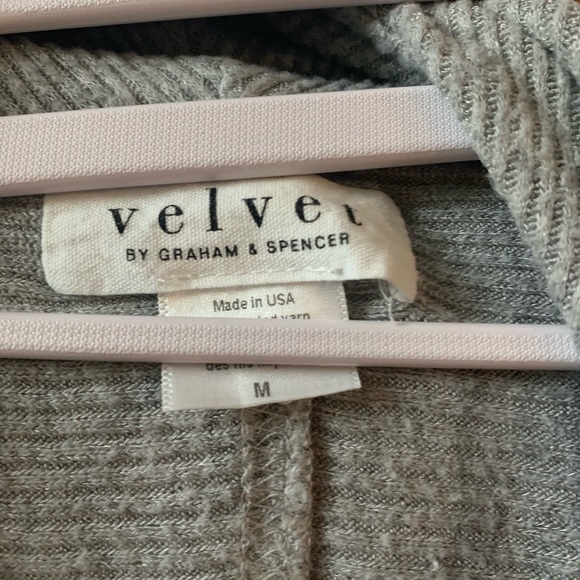 Velvet by Graham and Spencer Gray Cardigan - Picture 4 of 5